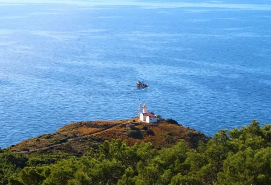 Arsuzda Gezilecek Yerler Deniz Feneri